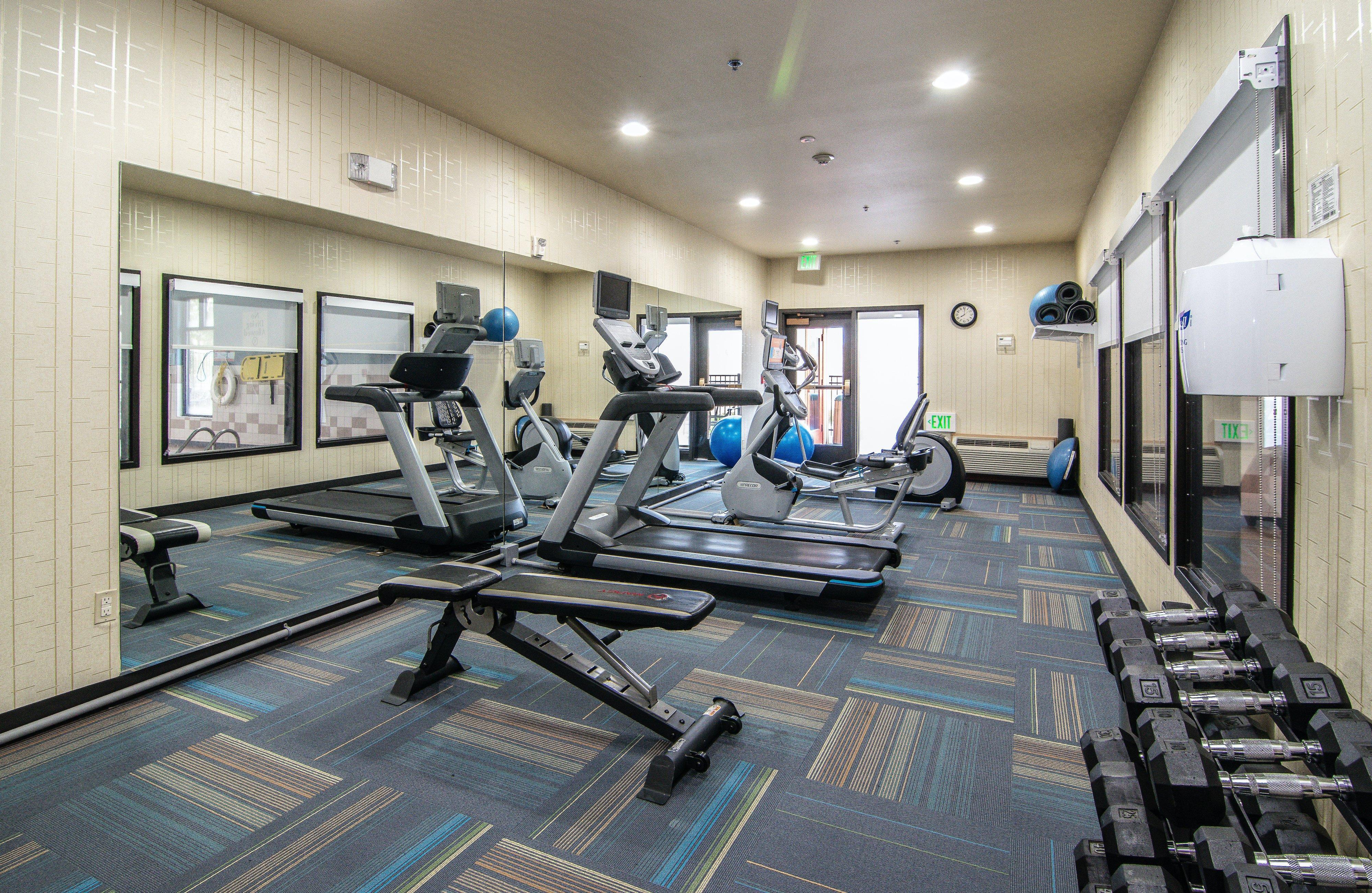 Holiday Inn Express Hotel & Suites Kalispell By Ihg Exterior foto