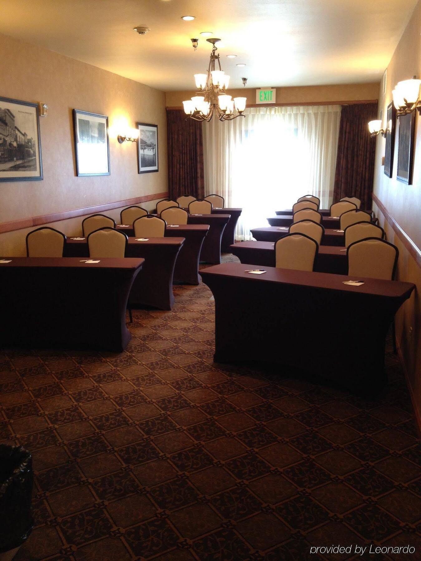 Holiday Inn Express Hotel & Suites Kalispell By Ihg Exterior foto